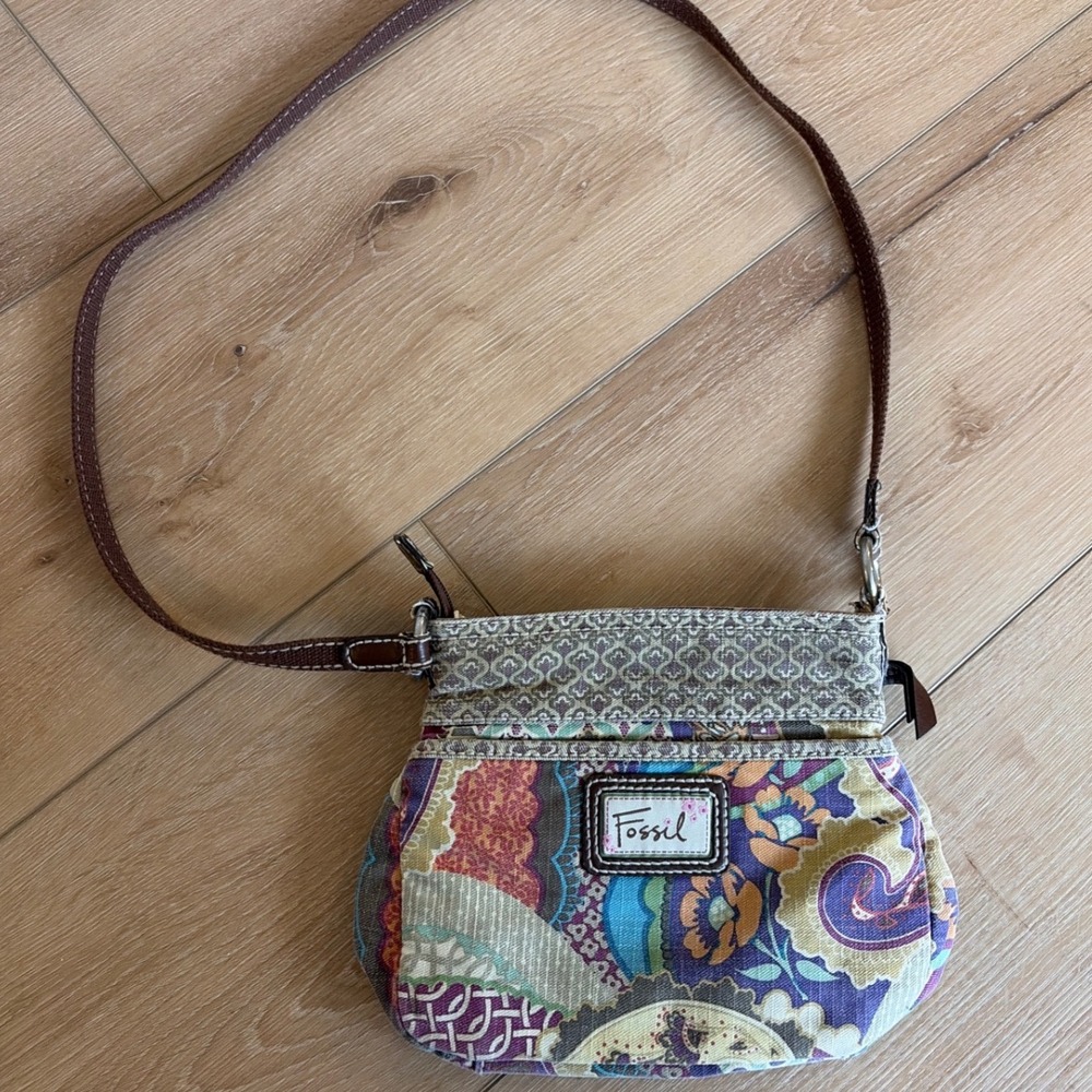 Fossil Multi Color Paisley Canvas Crossbody Bag Boho Tapestry Purse handbag